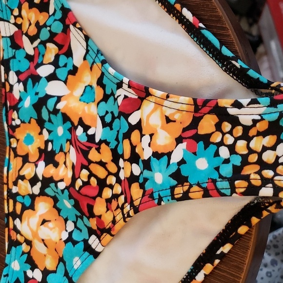 Kanu Surf Coral Reef Beach Sport Wrap Around Bikini | Caitlin Black/Aqua Size 6 - Picture 4 of 8